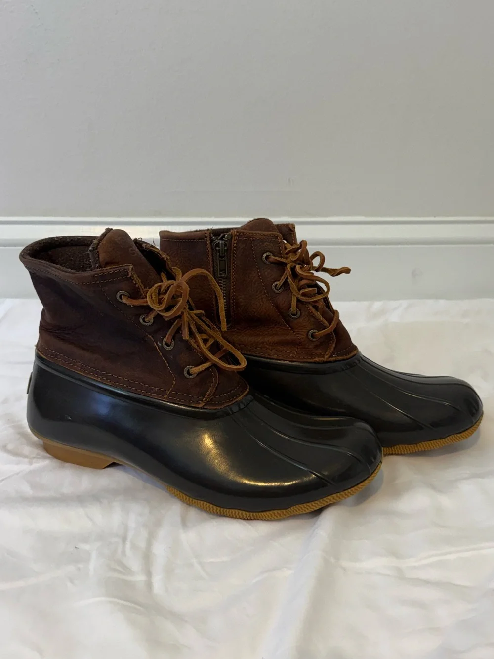 Sperry Women’s Size 11 Brown Leather Black Duck Boots Waterproof